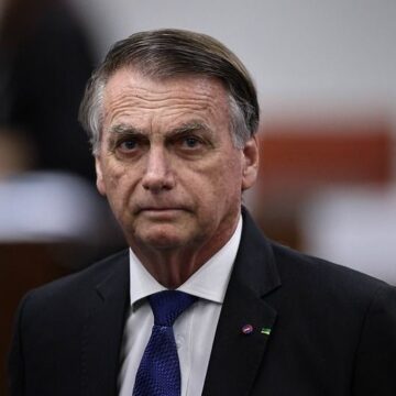 Médica citou risco de morte ao transferir Jair Bolsonaro para hospital