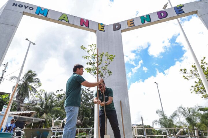 Prefeitura inicia Operação Plantio Chuva 2026 com plantio de mudas no Subúrbio de Salvador