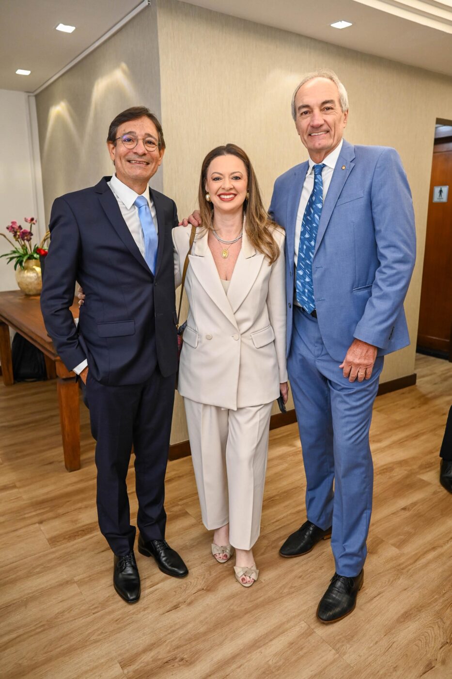 Luciano Santos de Sousa, Isabela Suarez e Paulo Cavalcanti