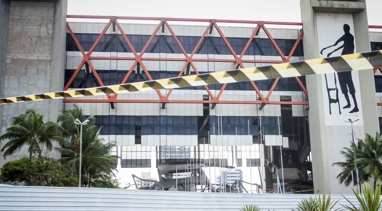 Leilão do antigo Centro de Convenções pode ser suspenso por suposta ‘ausência de transparência’