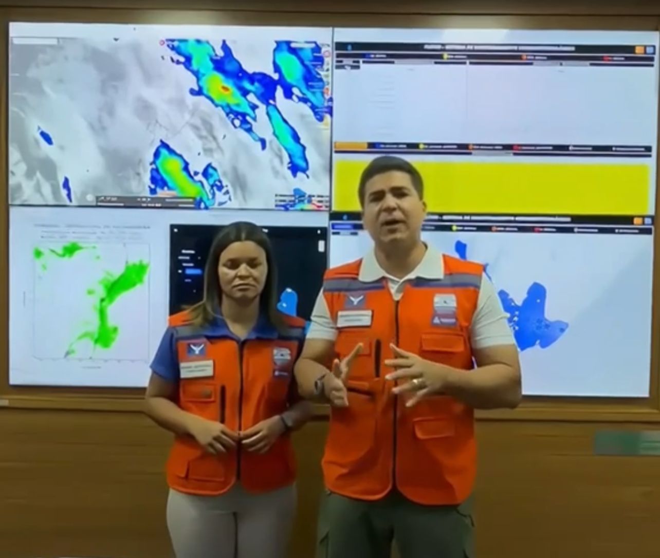 Salvador entra em nível de atenção após fortes chuvas; veja bairros mais atingidos