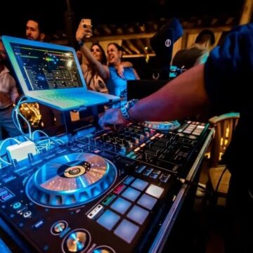 Deputado propõe criação do Dia Estadual do DJ na Bahia