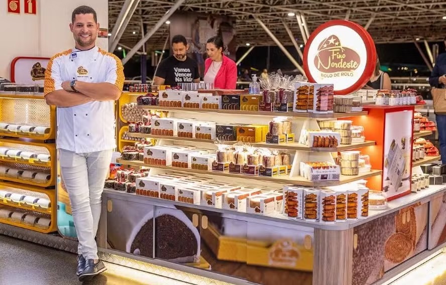 Com R$ 12 mil, empreendedor cria marca de bolo de rolo que chega a 3,2 mil pontos de venda por semana