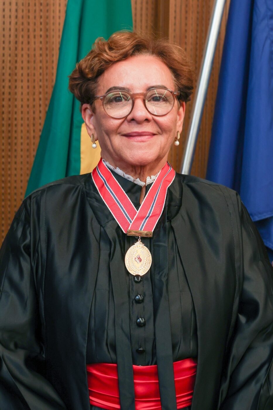 Edna Sara Cerqueira toma posse como procuradora de Justiça do MPBA