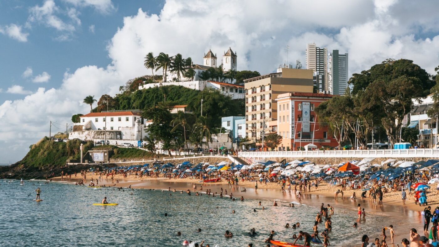 Salvador e São Paulo estão entre os destinos mais acessíveis do mundo para 2026