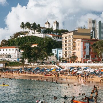 Salvador e São Paulo estão entre os destinos mais acessíveis do mundo para 2026