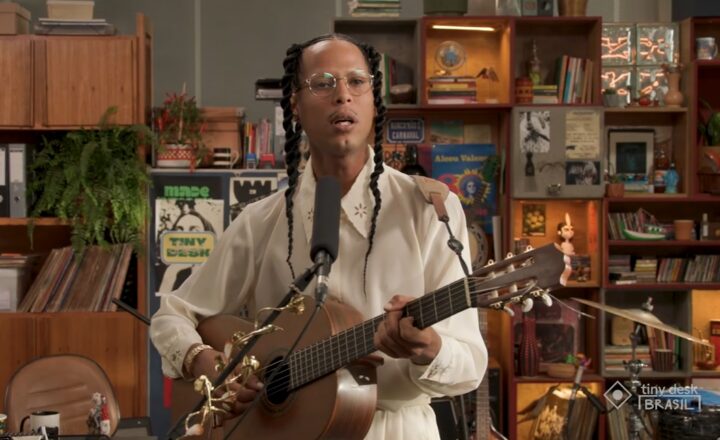 Giovani Cidreira é atração do Tiny Desk Brasil nesta terça-feira (10); assista