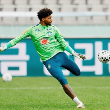 Goleiro Hugo Souza é convocado para a seleção após lesão de Alisson
