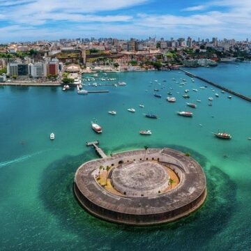 Salvador lidera ranking internacional de destinos mais acessíveis para visitar em 2026