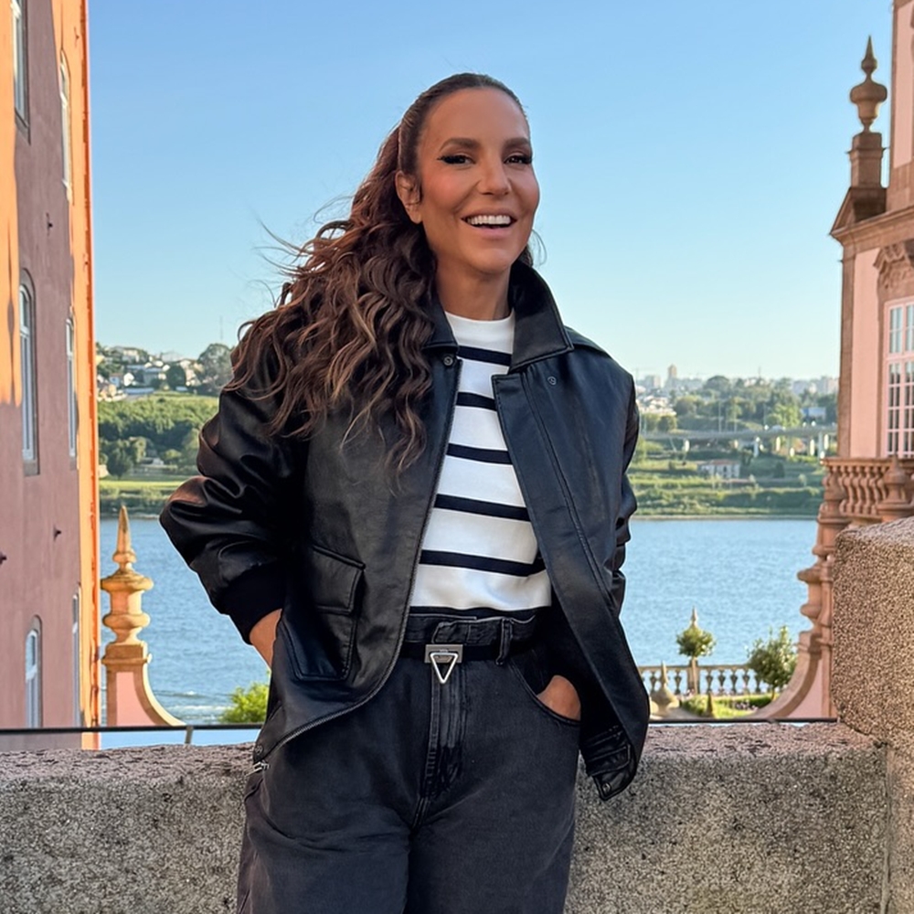 Ivete Sangalo desembarca nos EUA para dias de descanso após Carnaval