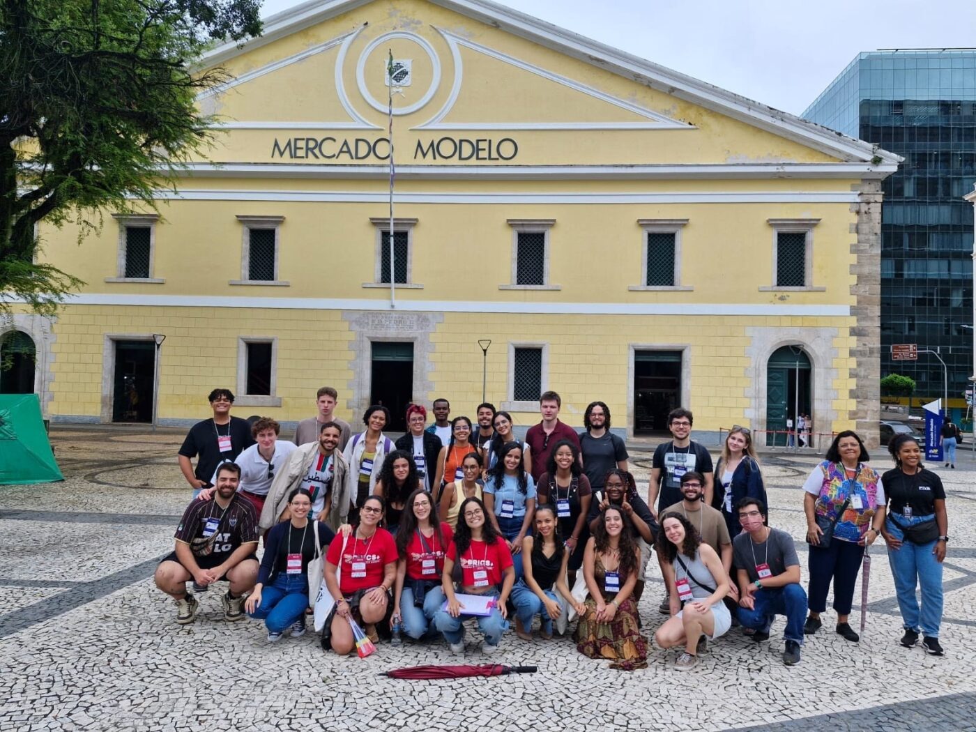 Universitários brasileiros e estrangeiros vivenciam experiência turística imersiva em Salvador