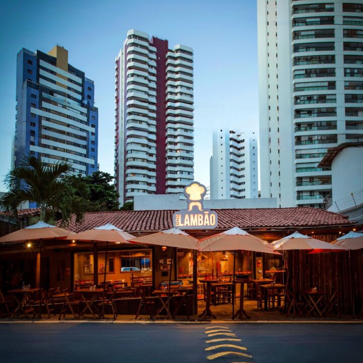 Dom Lambão passa por reforma e se consolida como referência em frutos do mar