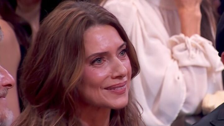 Letícia Spiller reencontra Marcelo Novaes no “Melhores do Ano” e celebra sucesso do filho