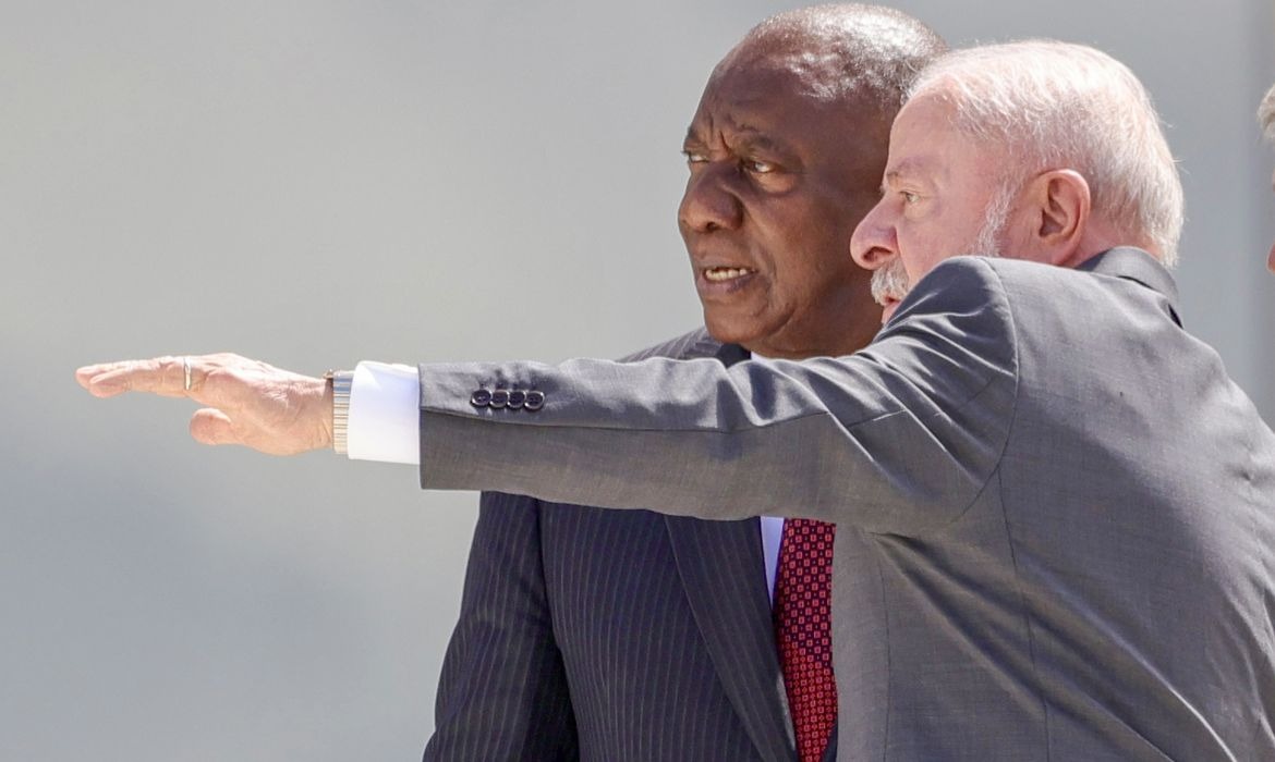 Lula recebe presidente da África do Sul para visita de Estado em Brasília
