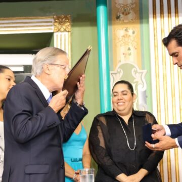 Empresário Luiz Mendonça Filho recebe Título de Cidadão de Salvador e Medalha Visconde de Cairu; veja fotos