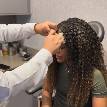 Marvvila volta ao hospital com dor intensa após retirada de tumor