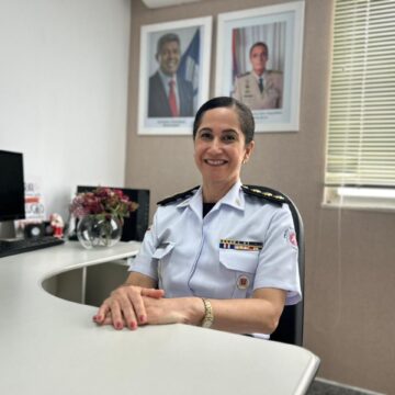 Primeira mulher coronel da PMBA dedicou 26 anos ao cuidado com a saúde bucal de crianças