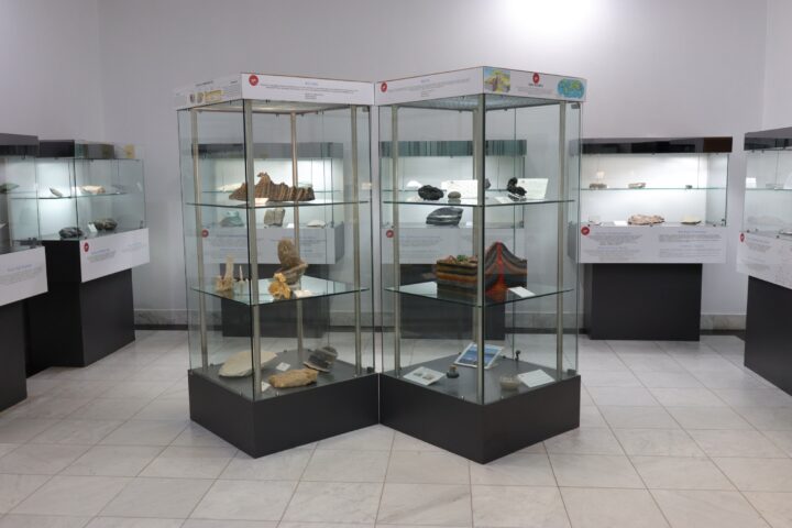 Coleção de 74 meteoritos passam a fazer parte do acervo do Museu Geológico da Bahia