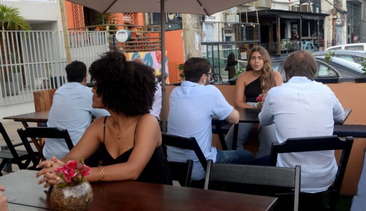 Salvador ganha novo parklet no Rio Vermelho e Prefeitura quer ampliar modelo