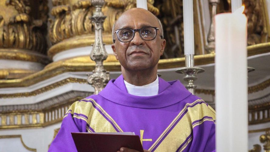 Cônego Edson Menezes será homenageado com Comenda 2 de Julho na Assembleia Legislativa