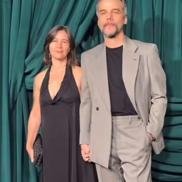 Wagner Moura participa de evento pré-Oscar ao lado da esposa Sandra Delgado