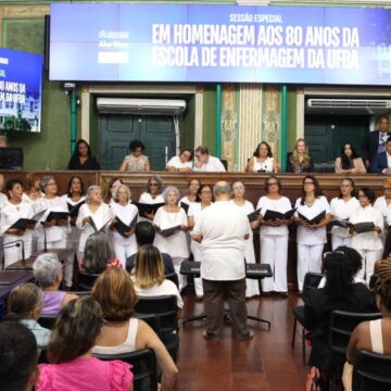 Sessão solene celebra 80 anos da Escola de Enfermagem da UFBA