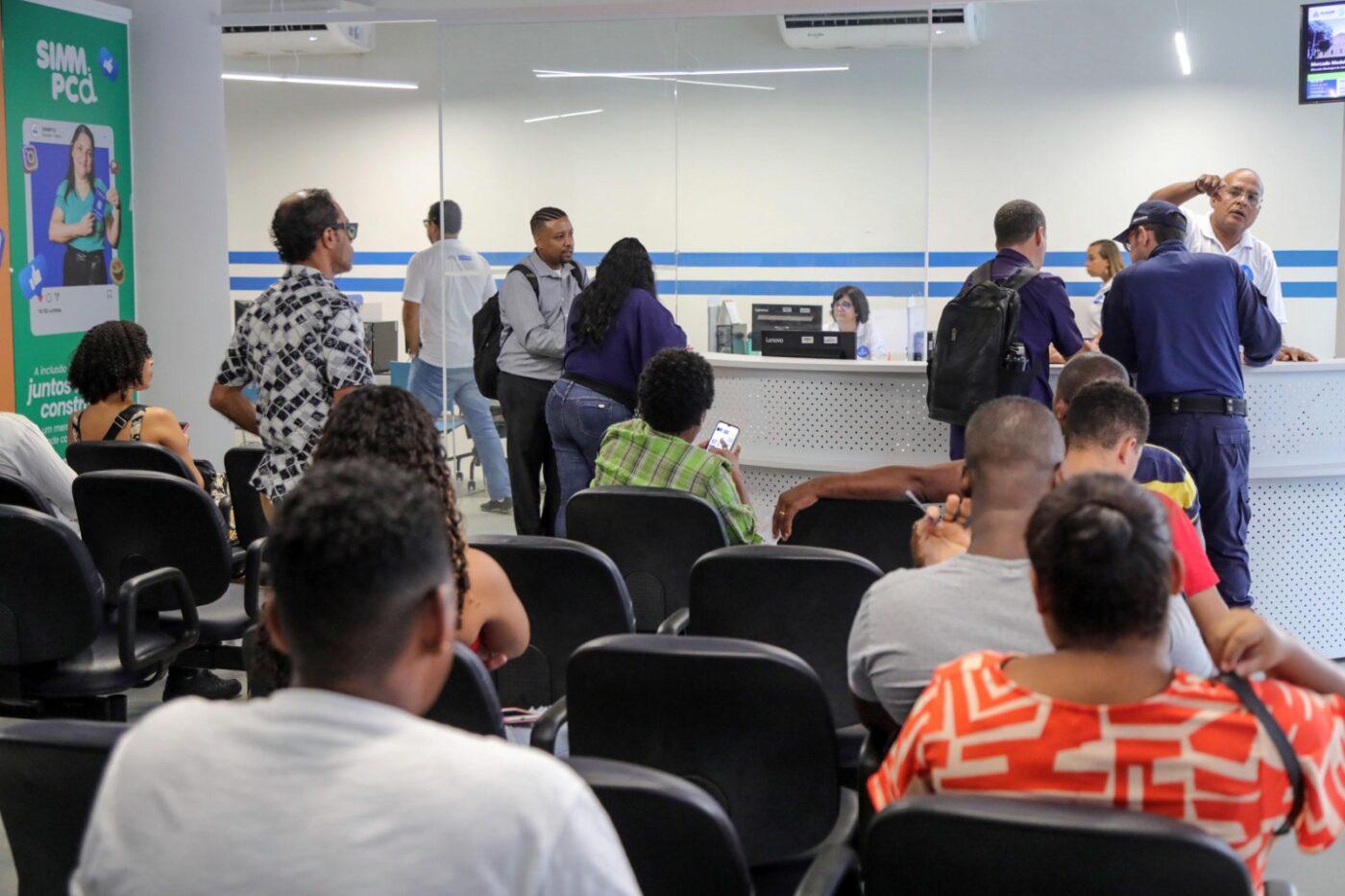 Telemarketing lidera ranking de empregos em Salvador; veja as 10 profissões com mais vagas