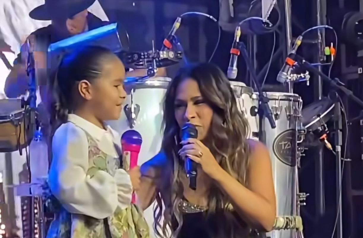 Filha de Simone Mendes rouba a cena ao subir no palco durante evento em São Paulo