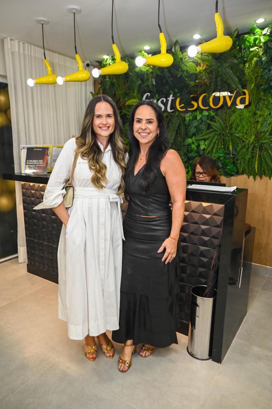 Mariana Moreira e Giselle Rêgo