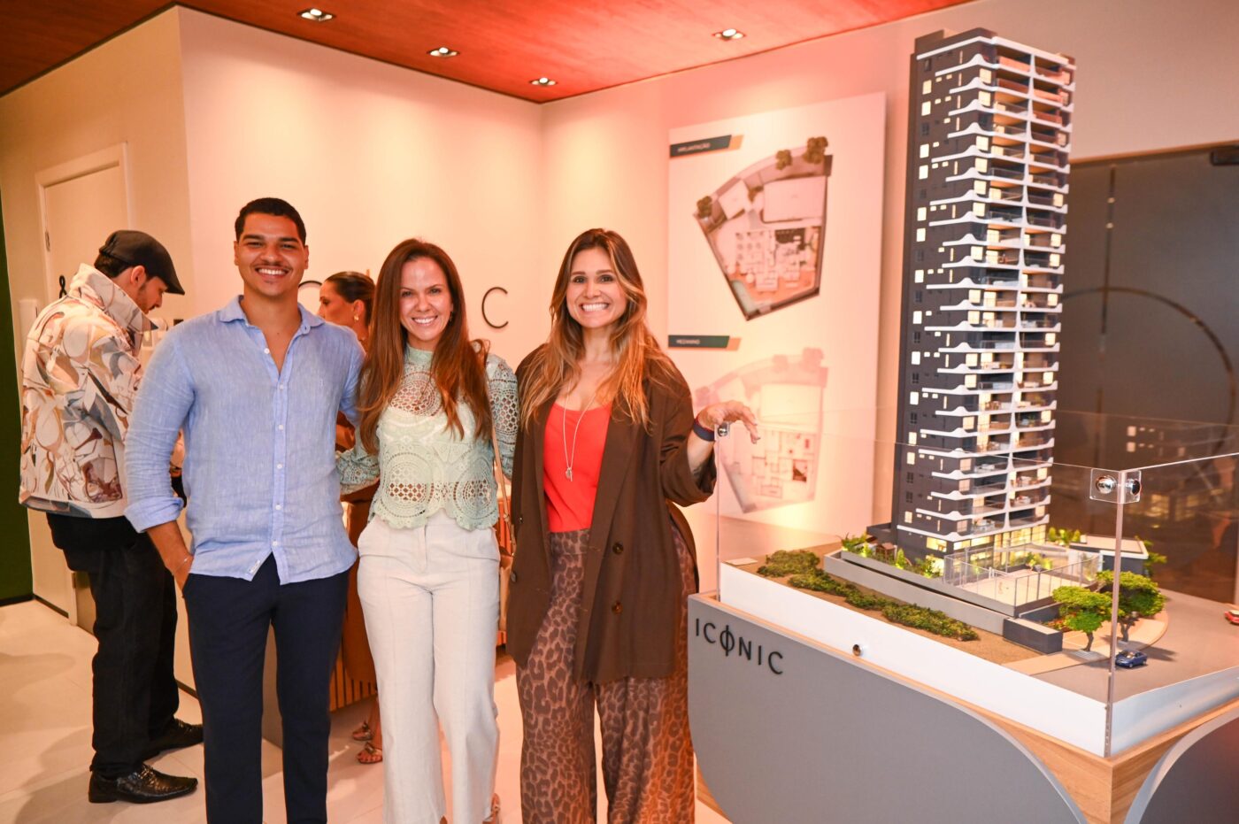 Júnior Rocha, Renata Sarmento e Patrícia Leal