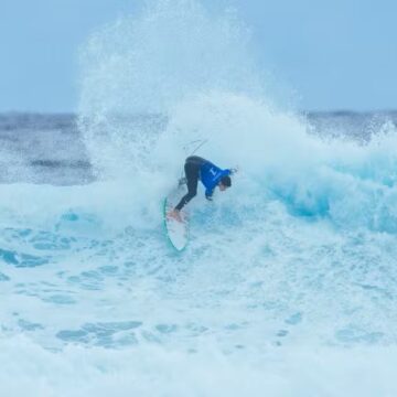 Gabriel Medina vence rival olímpico e avança às quartas da WSL na Austrália
