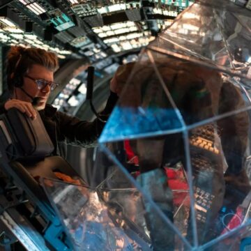 Personagem alienígena pode levar ator ao Oscar e desafia regras da Academia