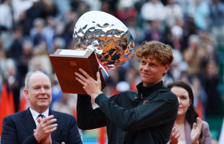Sinner vence Alcaraz em Monte Carlo, conquista Masters 1000 e volta ao nº 1 do mundo