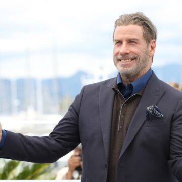 John Travolta estreia como diretor e apresenta novo filme no Festival de Cannes 2026
