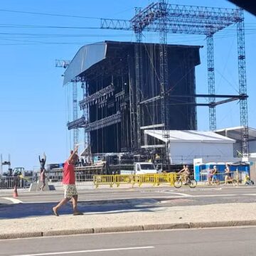 Trabalhador morre durante montagem de palco para show de Shakira em Copacabana
