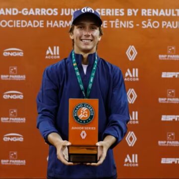 Leonardo Storck vira final e conquista Roland Garros Junior Series 2026