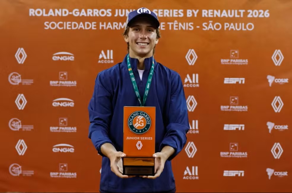 Leonardo Storck vira final e conquista Roland Garros Junior Series 2026