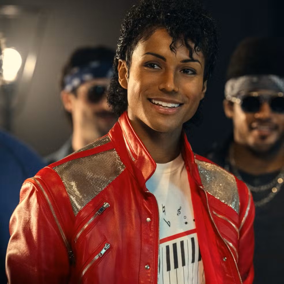 Cinebiografia de Michael Jackson ganha trailer inédito e inicia pré-venda no Brasil