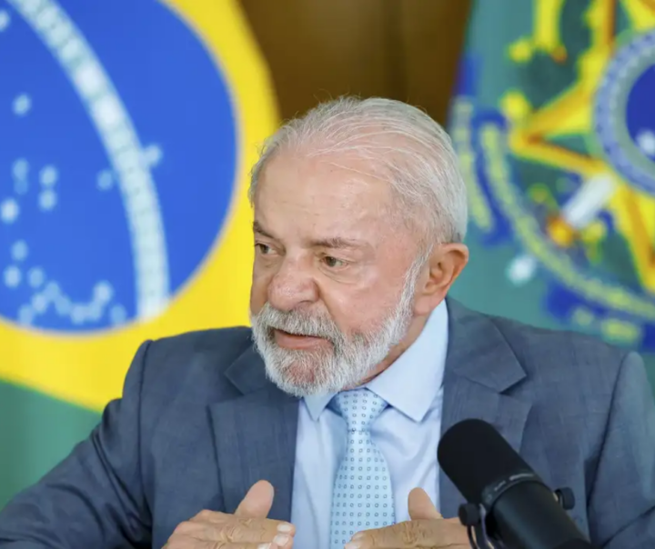 Lula envia ao Congresso projeto de lei pelo fim da escala 6×1