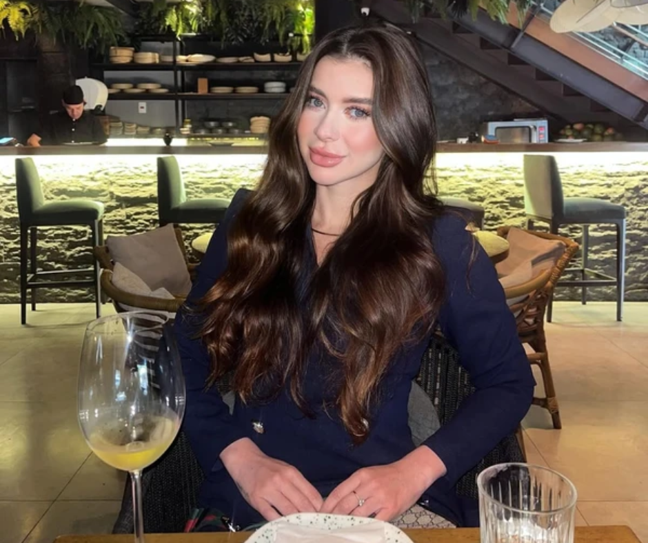 Velório da miss baiana Ana Luiza Mateus reúne familiares e amigos no sul da Bahia