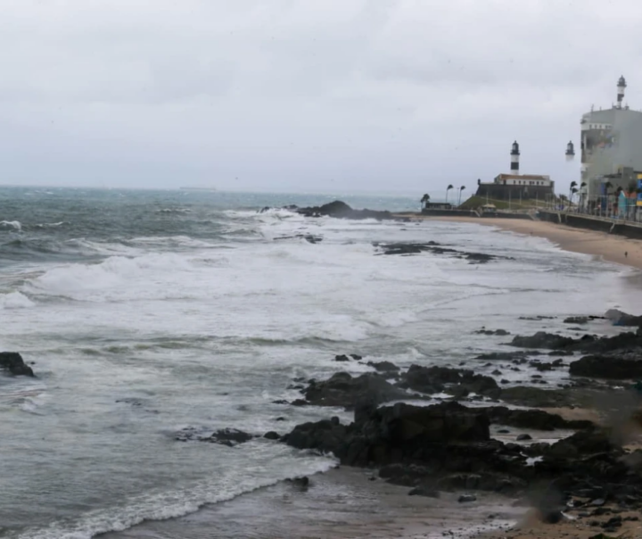 Salvador pode ter chuvas pontuais neste fim de semana; confira a previsão