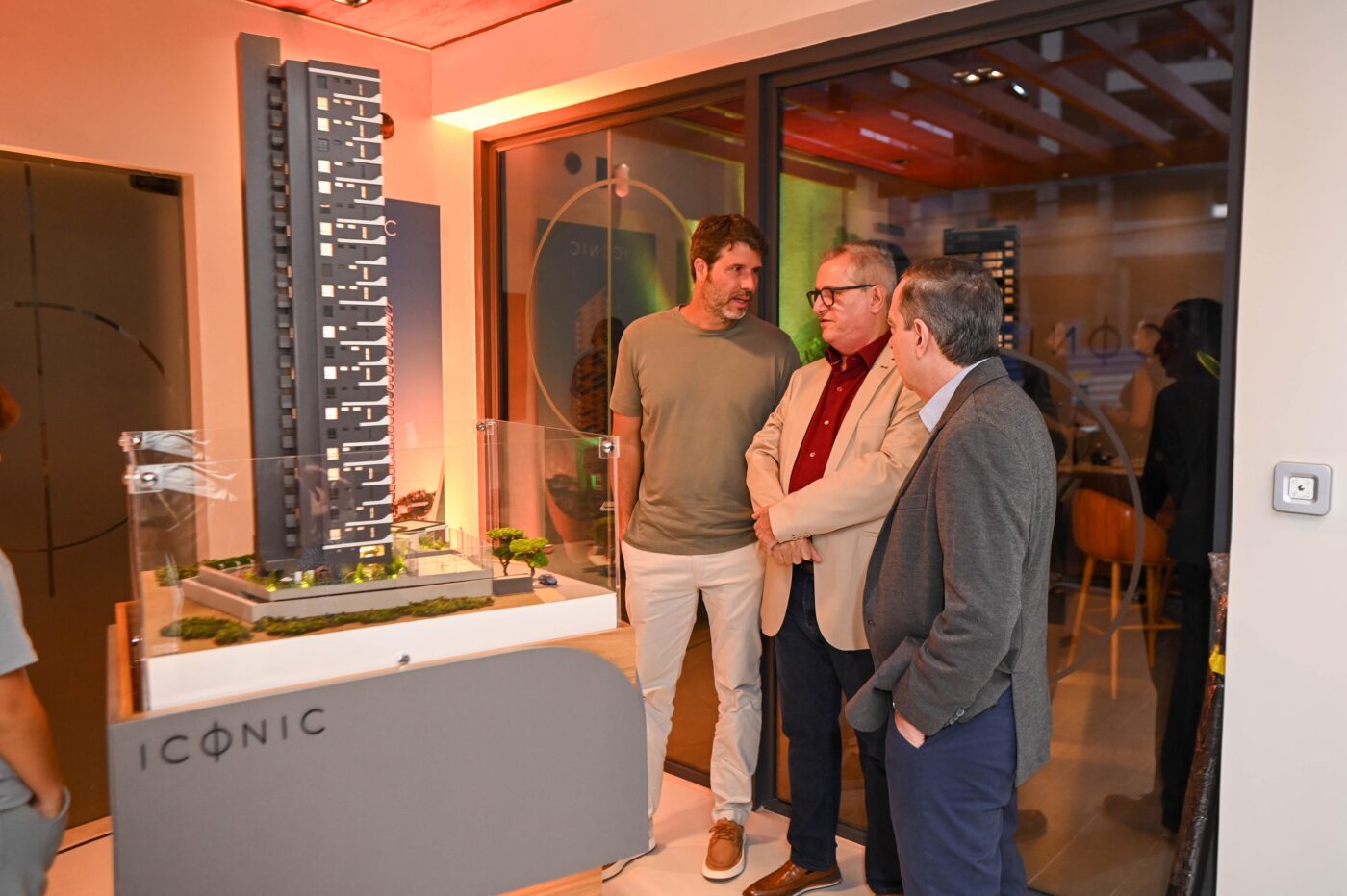 Iconic Caminho das Árvores 