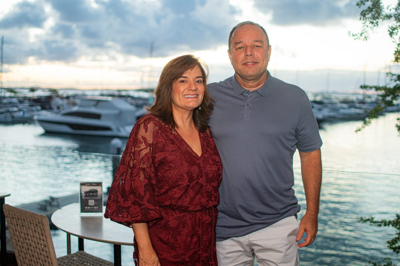 Fabíola Martins e Léo James