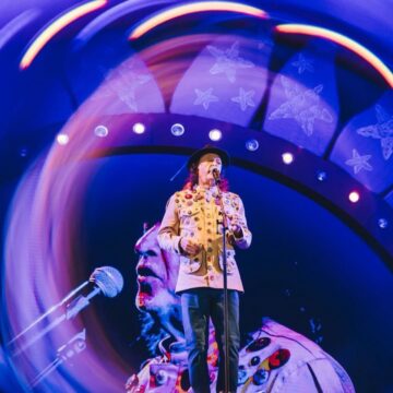 Com ingressos esgotados, Alceu Valença se apresenta em Salvador nesta sexta-feira (10) em turnê que celebra seus 80 anos