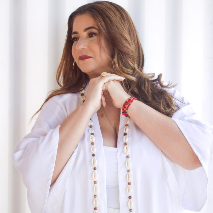 Belô Velloso celebra a música baiana em show inédito na Casa da Mãe