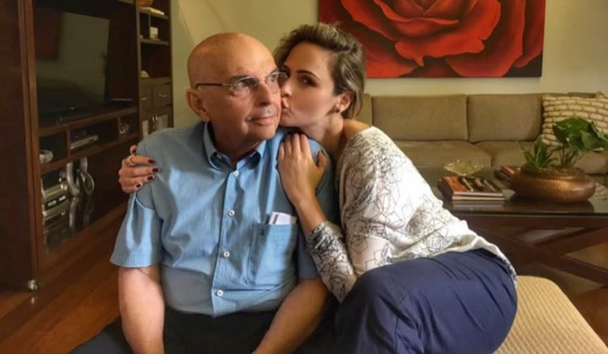 Pai de Ana Paula Renault gravou vídeo para filha ver no BBB 26