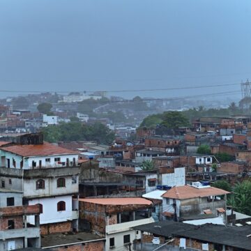 Defesa Civil entra em nível de atenção após fortes chuvas em Salvador