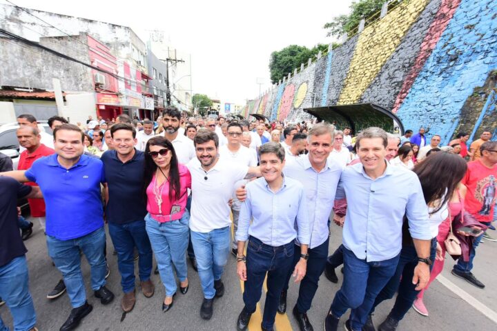 ACM Neto participa de festa de São Jorge em Ilhéus e fala em “expectativa de mudança” na Bahia