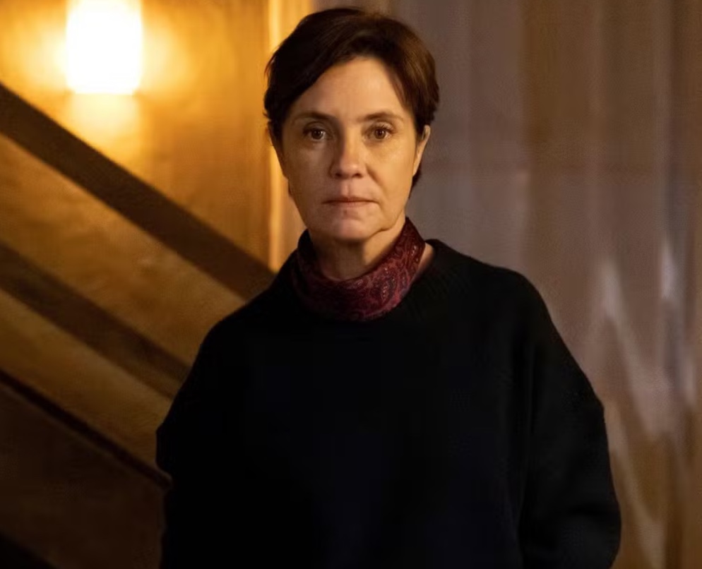 Adriana Esteves surge com novo visual em nova série; vem ver