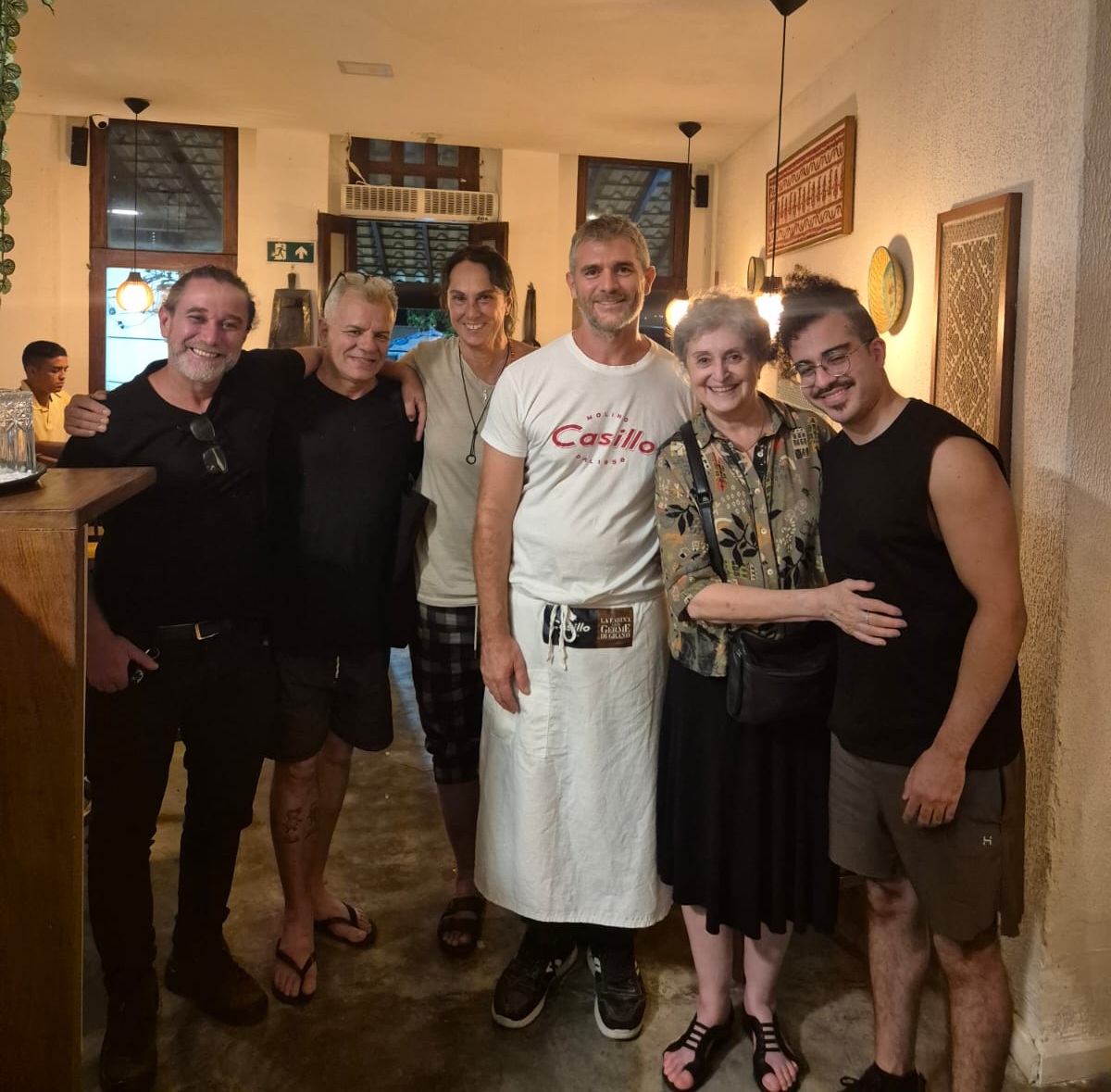 Em Salvador, Ana Lucia Torre escolhe restaurante italiano antes de temporada no teatro
